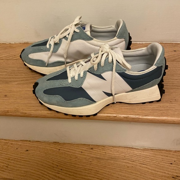 New Balance Shoes - New balance 327 blue women’s size 8.5